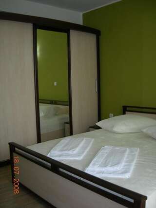 Гостевой дом Apartments and Rooms Mila Улцинь Апартаменты с 1 спальней-2