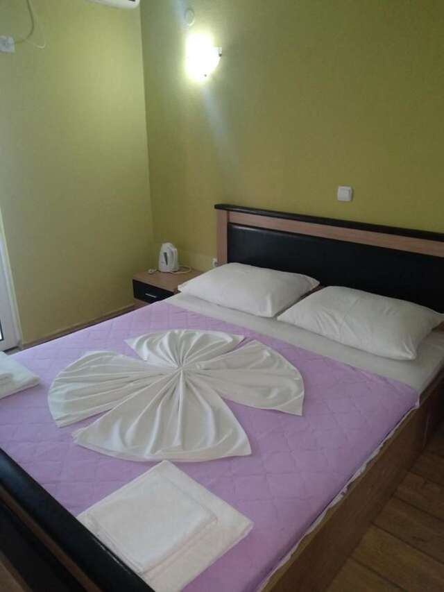 Гостевой дом Apartments and Rooms Mila Улцинь-26