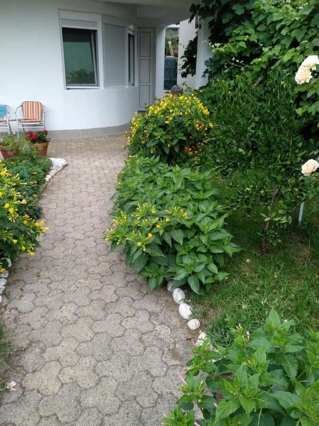 Гостевой дом Apartments and Rooms Mila Улцинь-28